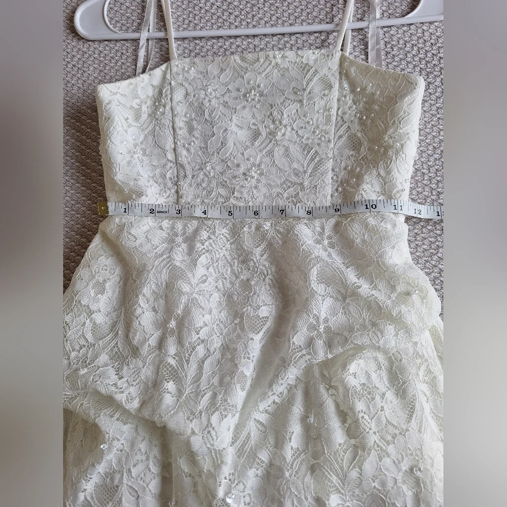 David's Bridal Elegant White Lace Dress - Picture 5 of 11